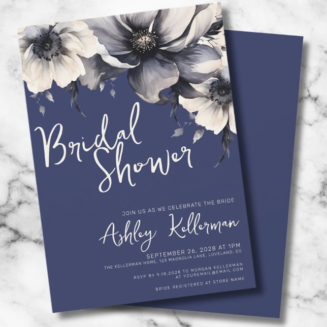 Blumenmarineblau-Brautparty Einladung (Typography Elegant Floral Navy Blue Bridal Shower Invitation)
