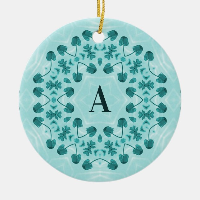 Blumenmuster, Aquamarin Blue Initial Keramik Ornament (Vorne)