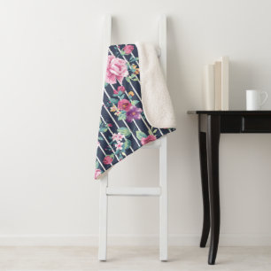 Blumenmuster auf Stripe-Rose Blattrosa Lila Sherpadecke