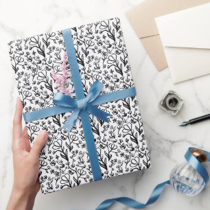 Blumenmuster in Schwarz und Weiß Geschenkpapier