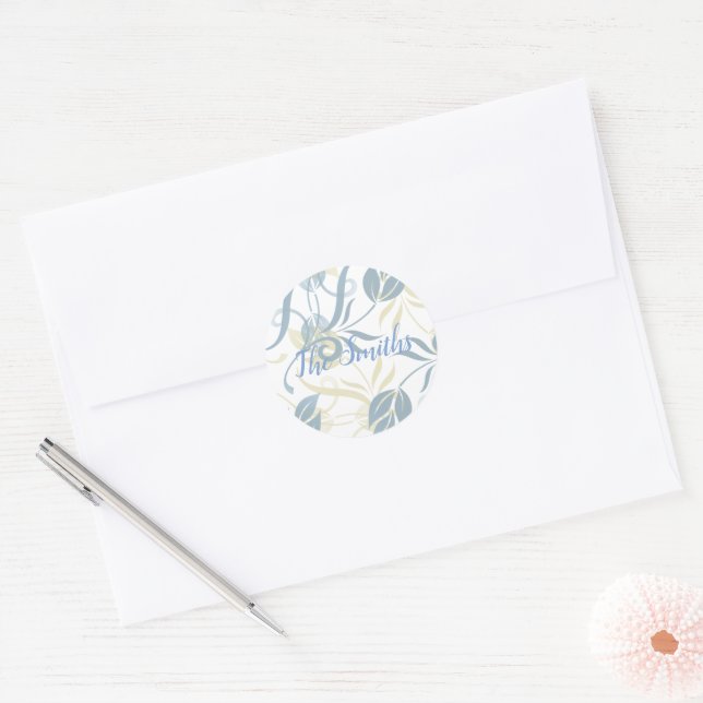 Blumenmuster in Slate Blue Runder Aufkleber (Umschlag)