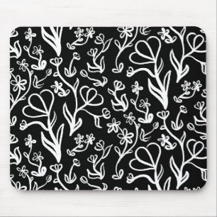 Blumenmuster in Weiß auf Schwarz Mousepad