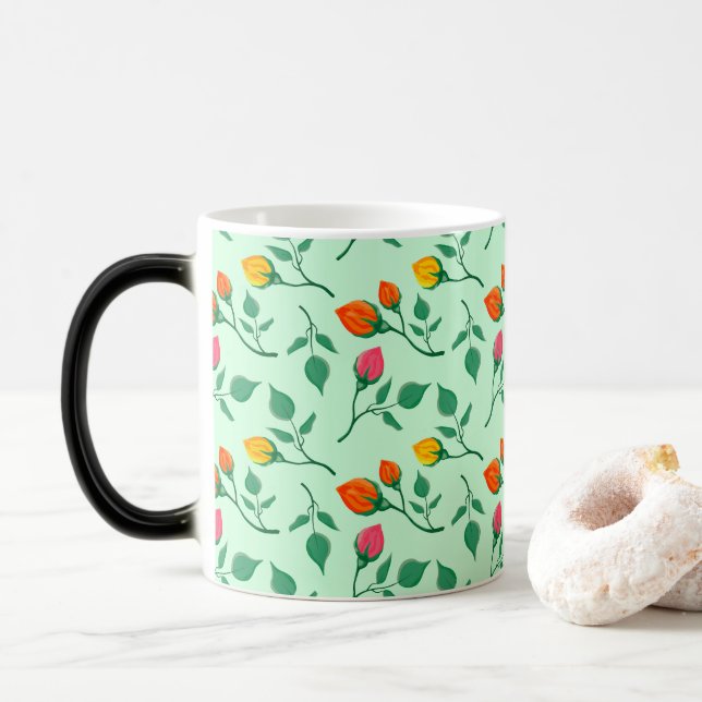 Blumenmuster mit farbigen Blume der Rose Verwandlungstasse (Mit Donut)