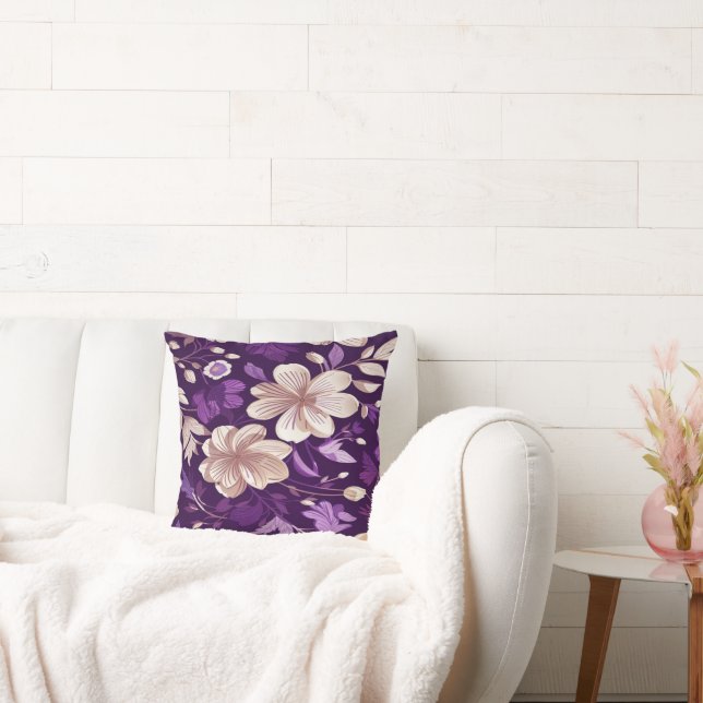 Blumenmuster mit lila Hintergrund Kissen (Liege)