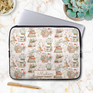 Blumenmuster mit Pilzen und Büchern im skurrilen C Laptopschutzhülle