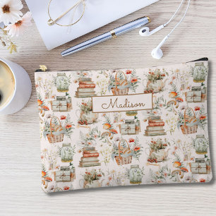 Blumenmuster mit Pilzen und Büchern im skurrilen C Zubehörtasche