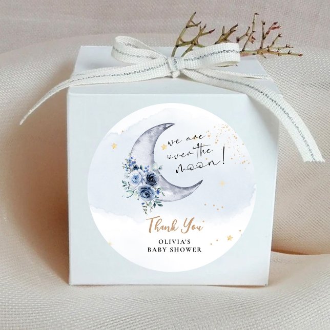 Blumenmuster über der Mond-Babydusche Runder Aufkleber (Von Creator hochgeladen)