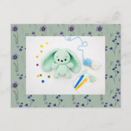 Blumenmuster und Crochet Bunny Postkarte