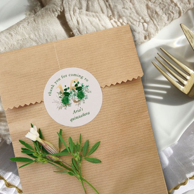 Blumennummer 15 Ivory Green und Gold Quinceanera Runder Aufkleber (Thank You stickers from the Royal Rose Emerald Green Quinceanera Collection by Darling & May)