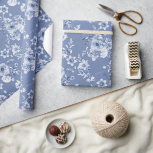 Blumenpapier mit blauer Flora Watercolor Geschenkpapier