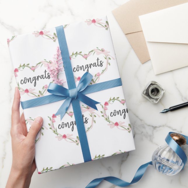 Blumenrosa Herzkranz-Glückwunsch Geschenkpapier (Schenken)