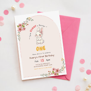 Blumenrosa süßer Hase 1. Geburtstag Einladung