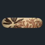Blumenstil-Design mit tönernen Blätter Skateboard<br><div class="desc">Dieses Gestaltungsmuster von Blätter mit einer knisternden Farbe hat einen rustikal aussehenden Hintergrund und verleiht ihm ein Vintages Gefühl. Ein Jennifer Goldberger-Original,  dieser Ausdruck wäre ein phantastisches Geschenk für jemanden,  der das rustikale Gefühl von Stücken wie diesem genießt!</div>