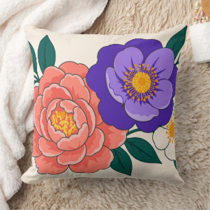 Blumenstrauß mit lila und korallenroten Blüten Kissen