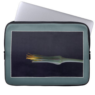 Blumenverborgene Schönheit Klassische Blume Portra Laptopschutzhülle