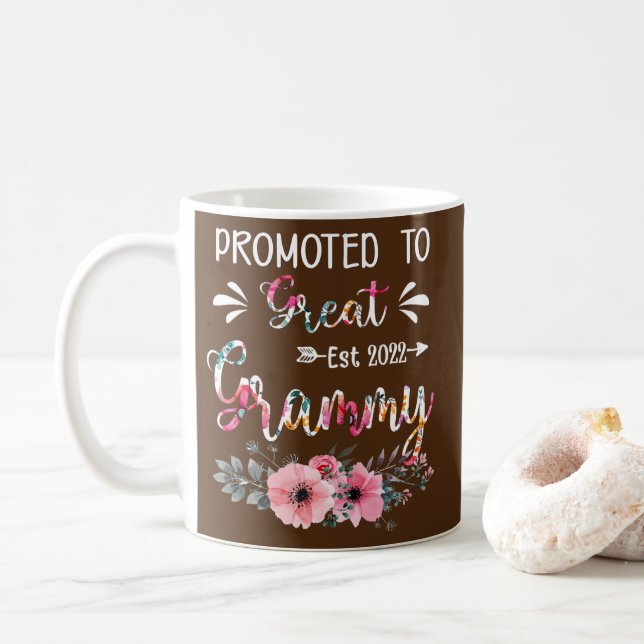 Blumenwerbung zum Großen Grammy 2022 Müttertag Kaffeetasse (Mit Donut)