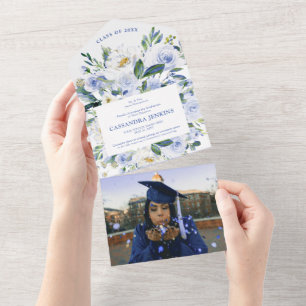 Blumige blaue Rosen-Abschlussfeier-Einladung  All In One Einladung