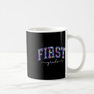 Blumiges Erste-Klasse-Lehrer-Schüler-Ersttag der 1 Kaffeetasse