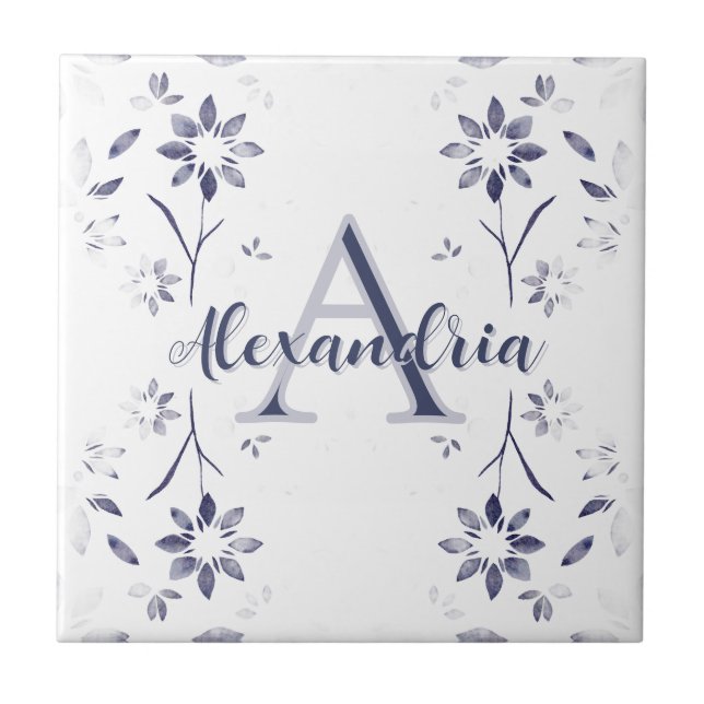 Blumiges personalisiertes Monogramm Name in Blau Fliese (Vorderseite)