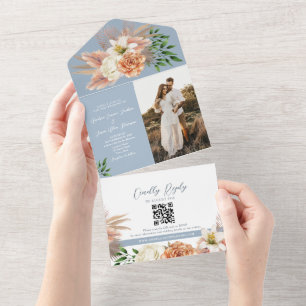 Blumiges Pfirsich und Staubiges Blau Hochzeit All In One Einladung