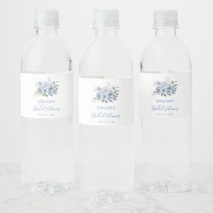 Blumiges staubblaues Hochzeitsdusche-Geschenk Wasserflaschenetikett
