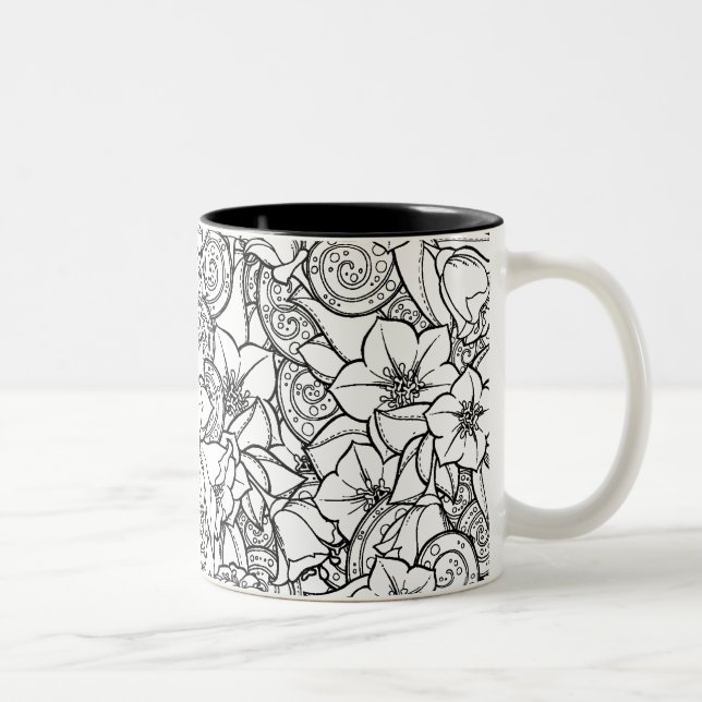 Blumiges Zendoodle Zweifarbige Tasse (Rechts)