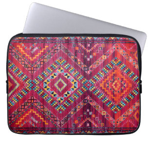 Blush Bazaar: Rosa marokkanisches Erbe Elegante Laptopschutzhülle