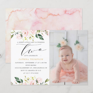 Blush Floral Greenery Girl 2. Geburtstag Foto Einladung