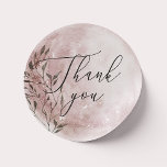 Blush Floral Moon | Script Dankeschön Gastgeschenk Runder Aufkleber<br><div class="desc">Mit diesem eleganten Dankeschön-Aufkleber mit einem zarten, rot-rosa Aquarell Vollmond und raffinierter Schriftzeichen bedanken Sie sich. Das mystische Design verleiht Ihren Vorzügen und der Schreibwaren eine romantische und himmlische Touch. Dieser Aufkleber ist perfekt für eine Vielzahl von Anlässen, wie z.B. Hochzeiten, Verlobungsfeiern, Probe-Dinners, Brautparty und Junggeselinnen-Abschiede, und ergänzt Themen von...</div>
