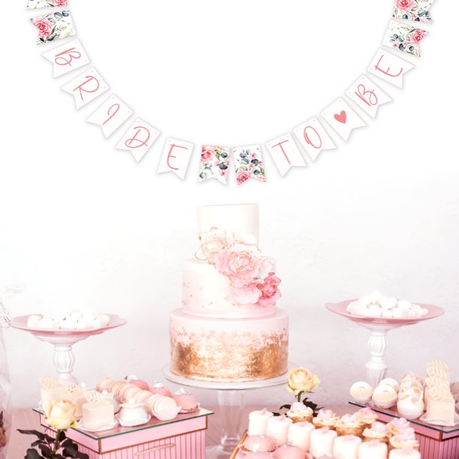 Blush Floral Watercolor Bridal Bunting Banner (Von Creator hochgeladen)