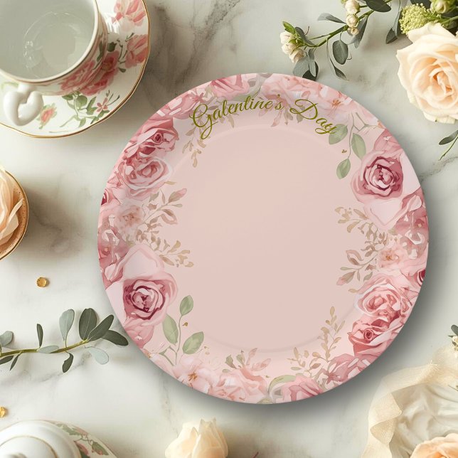 Blush Garden Roses Galentine Brunch Table Florals Pappteller (Von Creator hochgeladen)