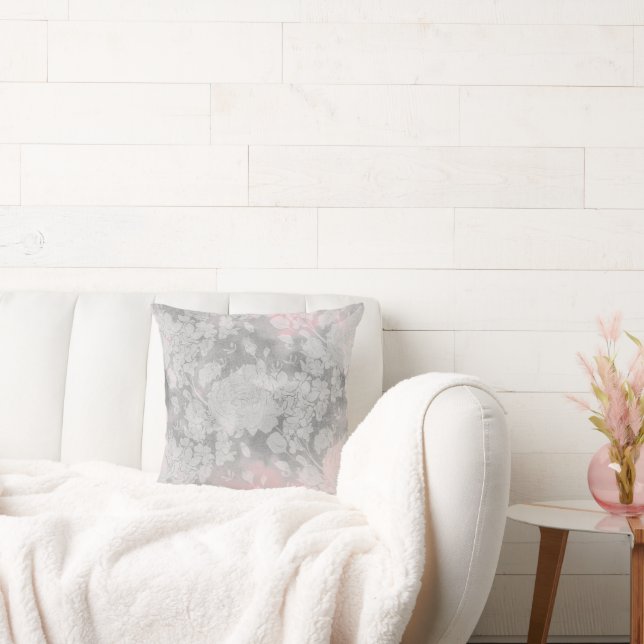 Blush Grau Subtile Rose Blumenwirbel Kissen (Liege)