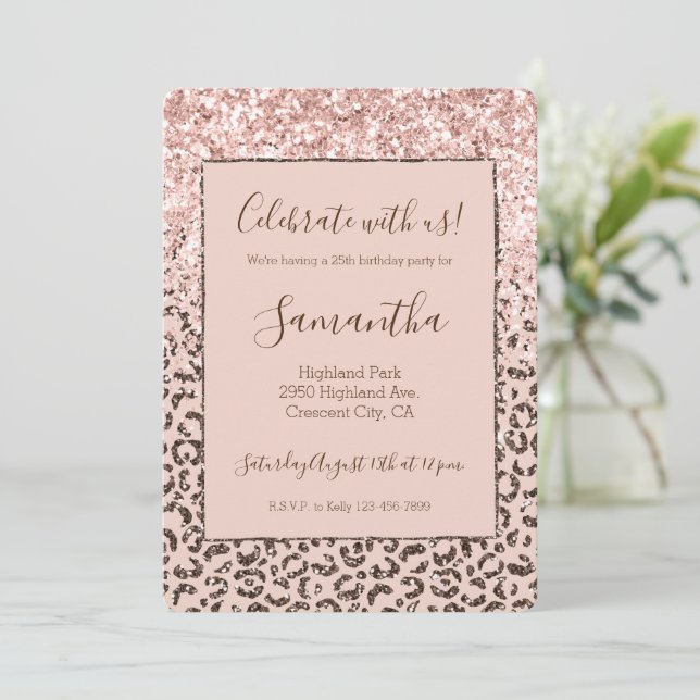 Blush Peach Chocolate Brawn Leopard Glitzer Einladung (Stehend Vorderseite)