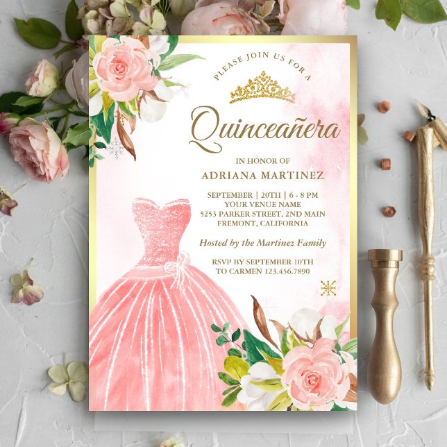 Blush Pink Aquarell Blumengrün Gold Quinceanera Einladung (Von Creator hochgeladen)