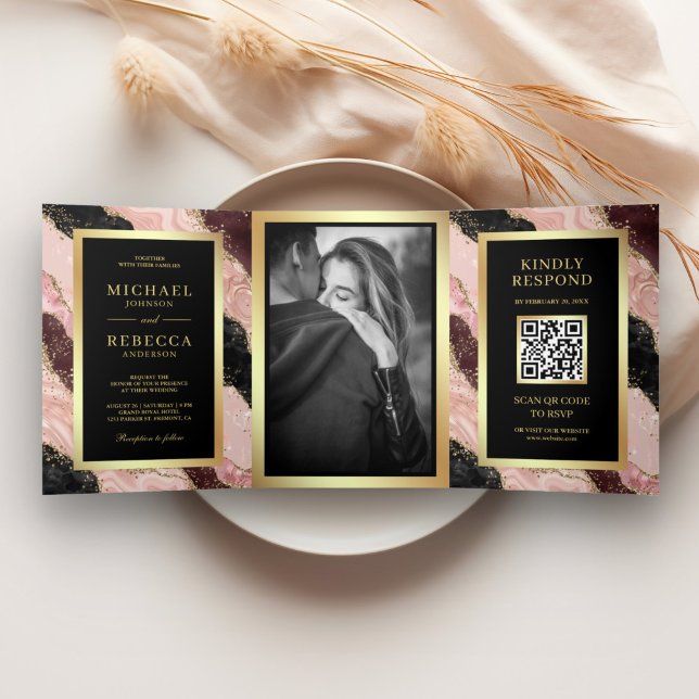 Blush Pink Black Gold Agate Marble QR Code Hochzei Dreifach Gefaltete Einladung (Von Creator hochgeladen)