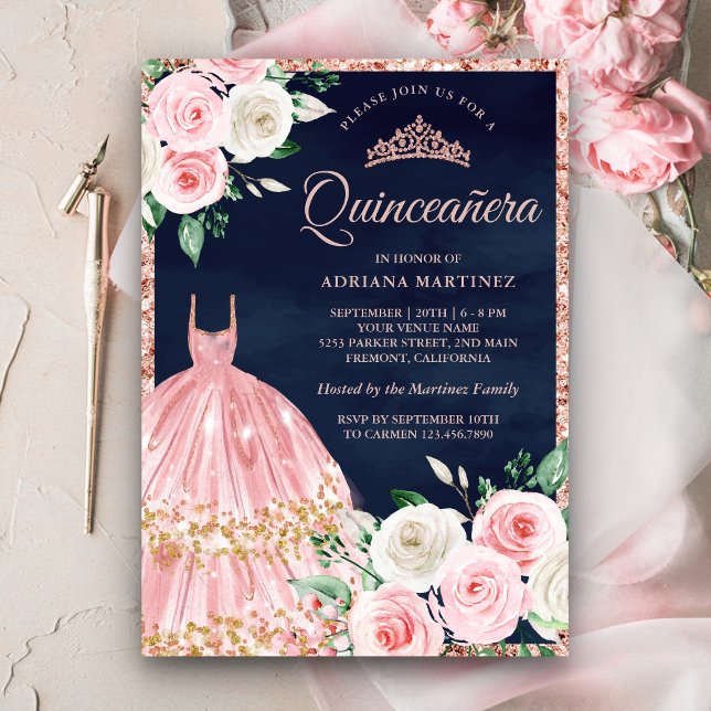 Blush Pink Blumenguss Rose Gold Navy Quinceanera Einladung (Von Creator hochgeladen)