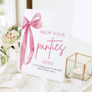 Blush Pink Bow Werfen Sie Ihre Panties hier Spielz Sockelschild