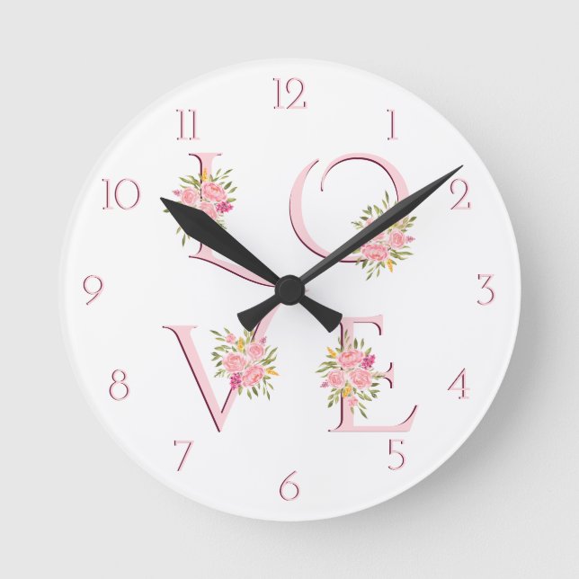 Blush pink floral Love typography Valentines Day Runde Wanduhr (Vorderseite)