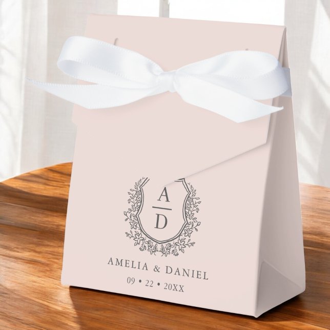 Blush Pink Floral Monogram Wedding Wappen Modernes Geschenkschachtel (Von Creator hochgeladen)