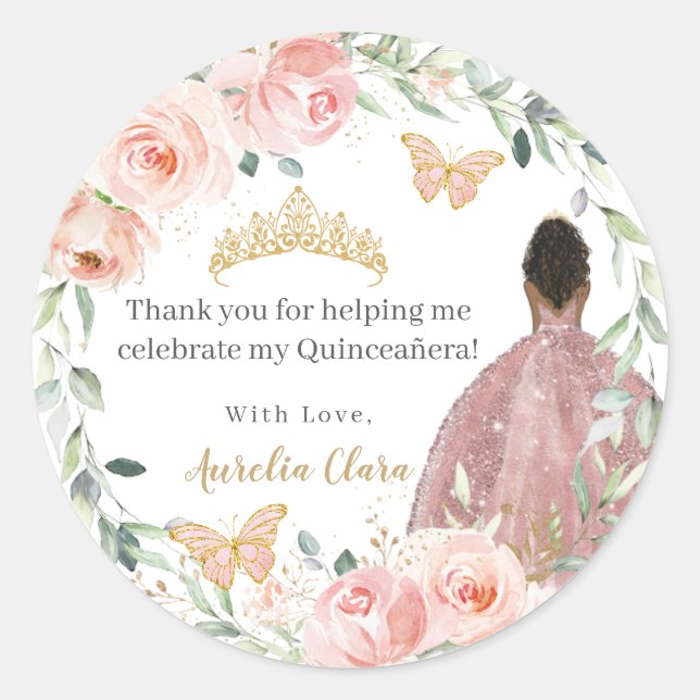 Blush Pink Floral Quinceañera Birthday Brown Girl Runder Aufkleber (Vorderseite)