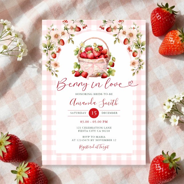 Blush Pink Gingham Berry in Liebe Brautparty Einladung (Von Creator hochgeladen)