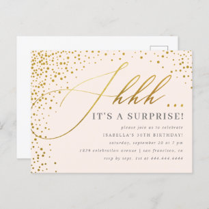Blush Pink & Gold Confetti Script Überraschung Par Einladungspostkarte