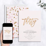 Blush Pink & Gold Script Confetti 30. Geburtstag Einladung<br><div class="desc">Ein niedlicher,  moderner Geburtstag in Rosa und Gold zum 30. Geburtstag! Diese Einladung zeigt einen rot rosa Hintergrund mit dem Wort "dreißig" in einer trendigen,  bouncy handgeschriebenen Schrift Typografie in mattem Gold-Folie. Auf der Rückseite der Karte befinden sich rosa und goldene Konfetti. Copyright Elegant Invites,  alle Rechte vorbehalten.</div>