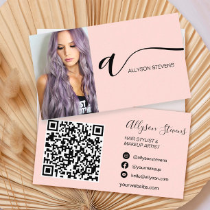 Blush pink hair makeup photo initial qr code visitenkarte