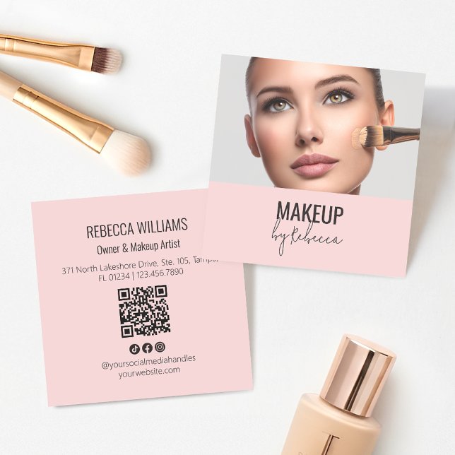 Blush Pink Modern QR Code Photo Makeup Quadratische Visitenkarte (Blush pink makeup artist business card with photo and QR code)