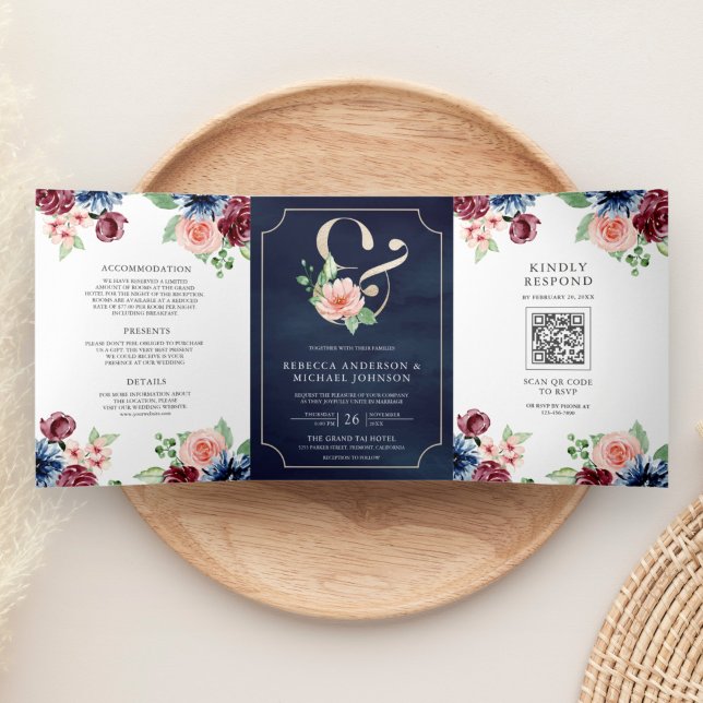 Blush Pink Navy Burgund Floral QR Code Hochzeit Dreifach Gefaltete Einladung (Von Creator hochgeladen)