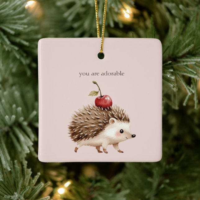 Blush Pink Red Cherry Adorable Hedgehog Keramikornament (Baum)