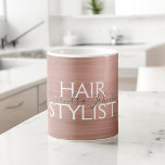 Blush Pink - Rose Gold Fohlen Haare Stylistischer  Kaffeetasse<br><div class="desc">Blush Pink - Rose Gold Foil Metallic Haar Stylist Coffee Cup. Der Name und der Beruf des Unternehmens können geändert werden,  um für jede Art von Unternehmen verwendet zu werden. Bitte kontaktieren Sie den Designer,  um weitere passende Artikel zu erhalten.</div>