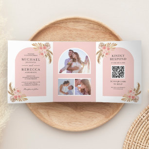 Blush Pink Roses Boho Pampas Arch QR Code Hochzeit Dreifach Gefaltete Einladung