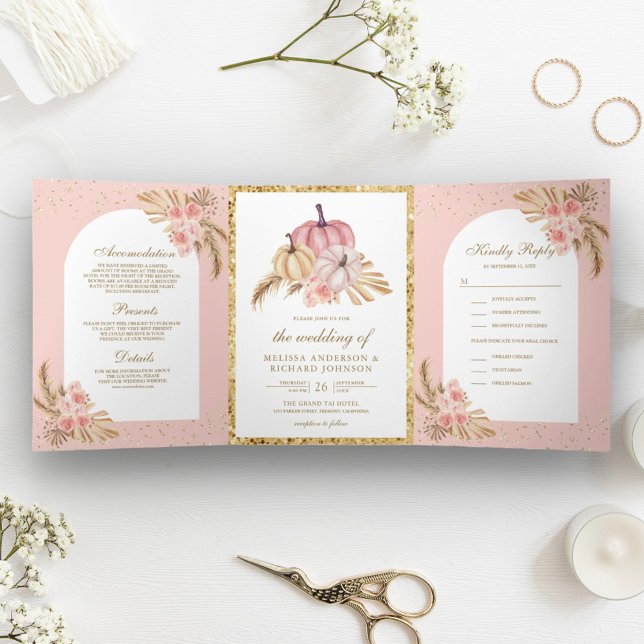 Blush Pink Roses Boho Pampas Grass Pumpkin Wedding Dreifach Gefaltete Einladung (Von Creator hochgeladen)